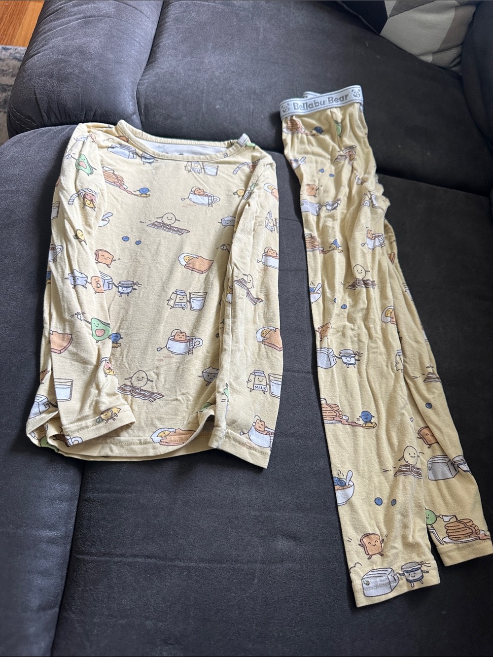 Bellabu Bear Kids Beige Breakfast-Print Pajama Set
